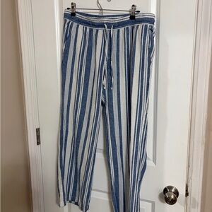 Women’s linen pant. Wide leg